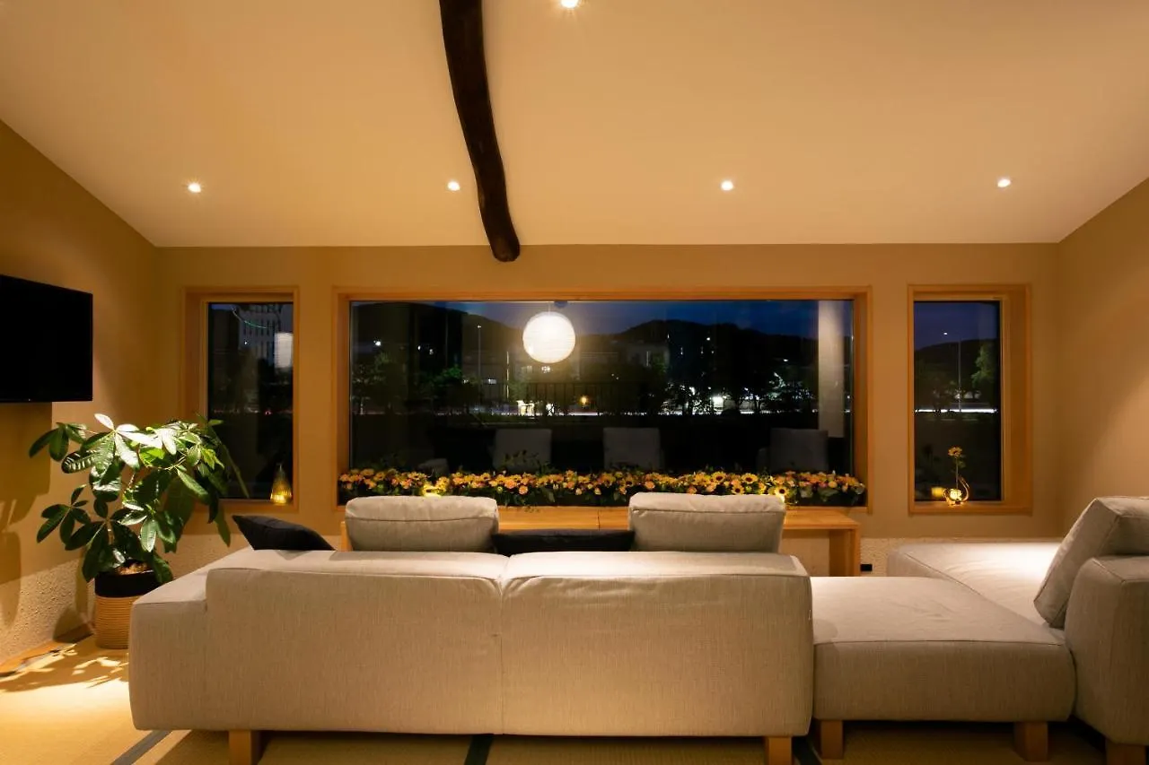Shirasagi Kyoto Villa 0*,