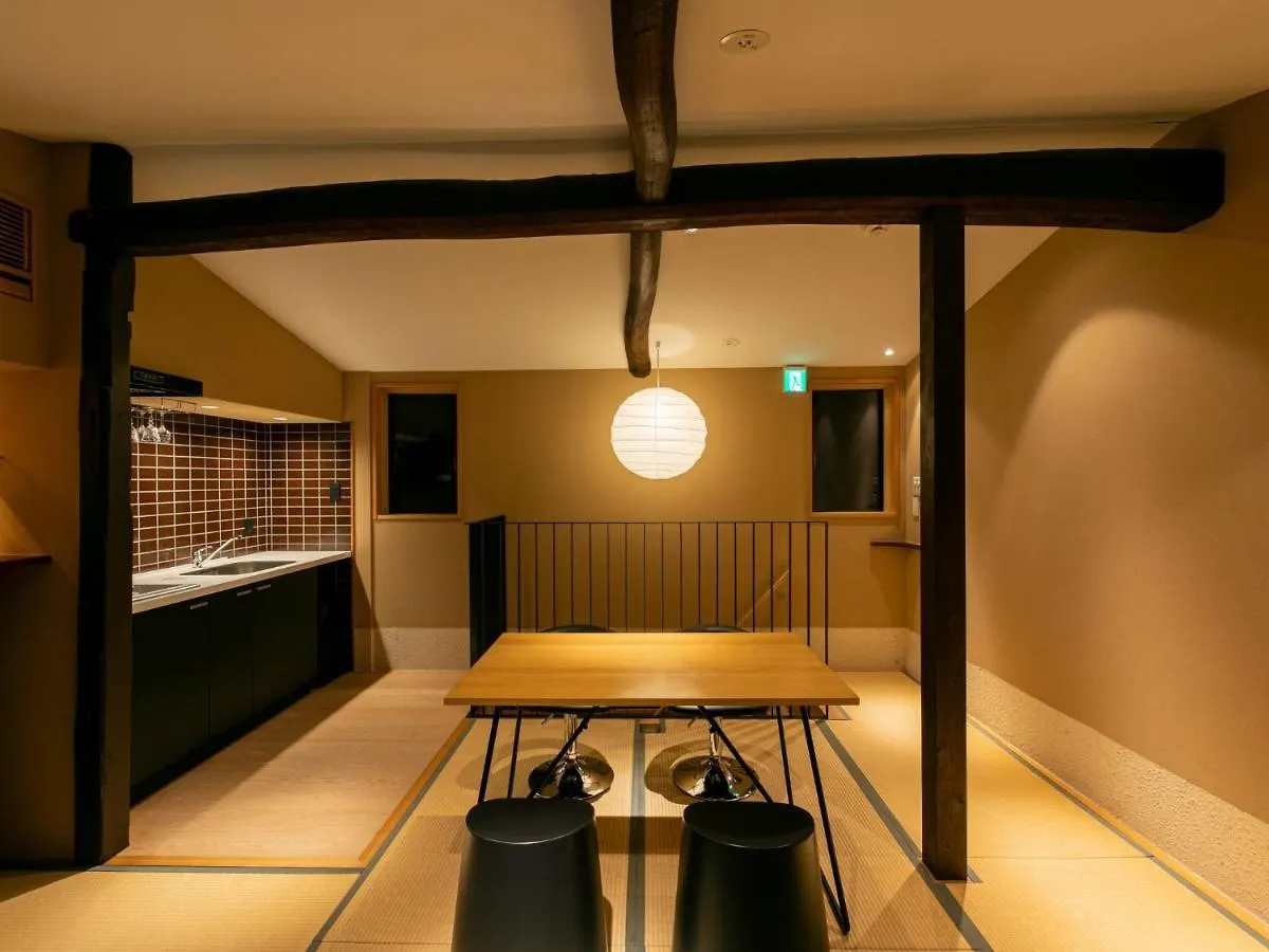 Shirasagi Kyoto（京宿しらさぎ） 0*, 京都市 日本
